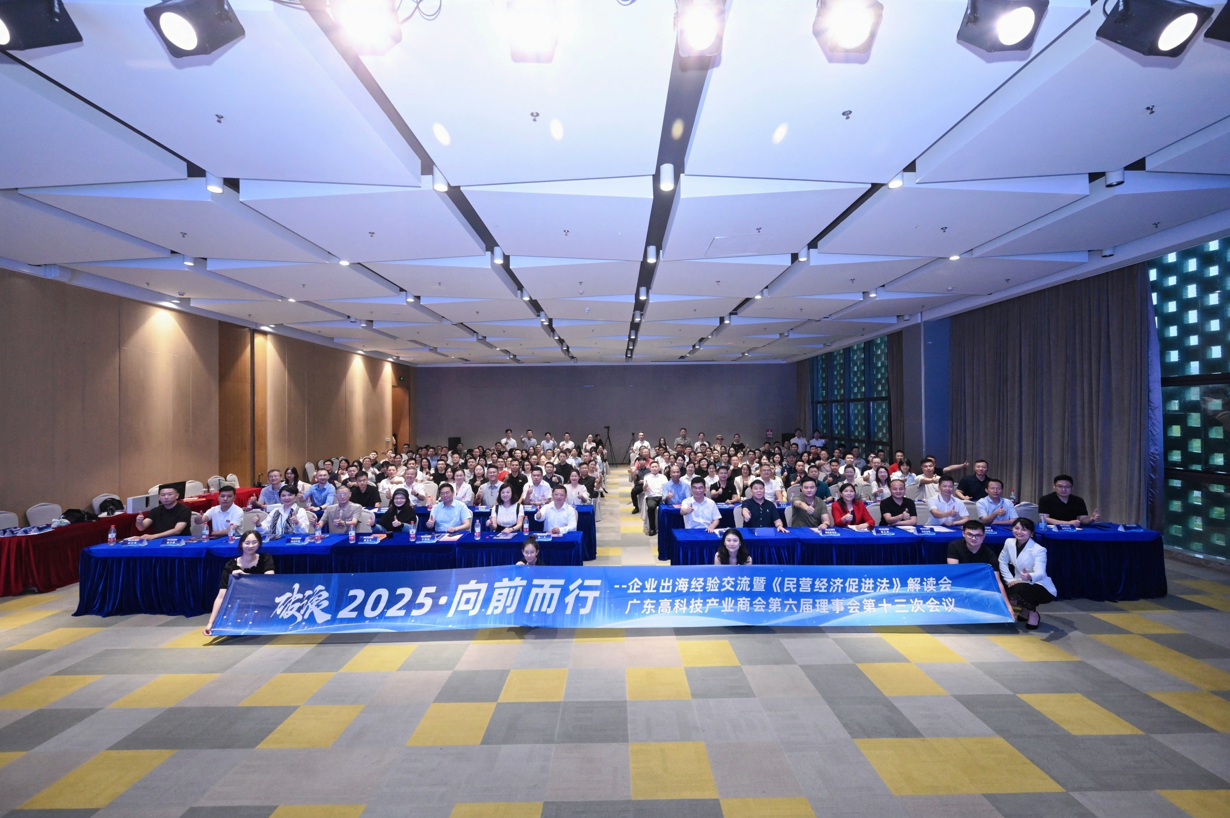 国家标准,行业标准,团体标准,参编,编制,起草,标准立项,研制及参与制修订,中标智研(深圳),国标,行标,团标,中标智研,中标智研（深圳）标准化技术咨询有限公司,标准验证及检测,研制,参与制修订,